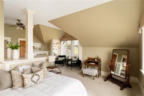 318 Newport Ave — listing photo 33 of 60