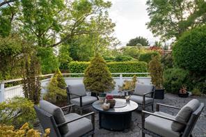 318 Newport Ave — listing photo 49 of 60