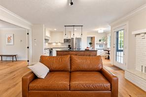 901 Foul Bay Rd — listing photo 22 of 73
