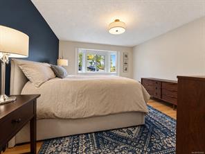 901 Foul Bay Rd — listing photo 31 of 73