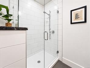 901 Foul Bay Rd — listing photo 36 of 73