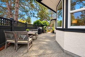 901 Foul Bay Rd — listing photo 56 of 73