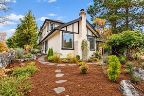901 Foul Bay Rd — listing photo 59 of 73