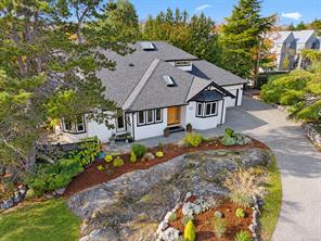 901 Foul Bay Rd — listing photo 63 of 73