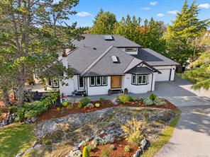 901 Foul Bay Rd — listing photo 64 of 73