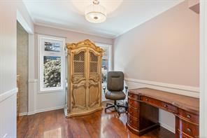 392 Carnegie St — listing photo 16 of 40