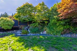 392 Carnegie St — listing photo 35 of 40