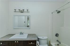 129 Moss St — listing photo 20 of 41