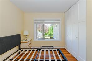 129 Moss St — listing photo 23 of 41
