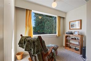 483 Beech Ave — listing photo 23 of 28