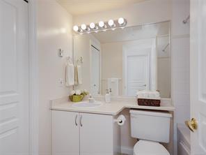207-405 Quebec St — listing photo 21 of 46