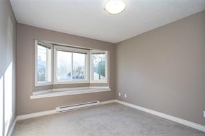 102-650 Dobson Rd — listing photo 18 of 33