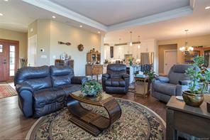 3855 Creekside Dr — listing photo 13 of 59