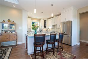 3855 Creekside Dr — listing photo 17 of 59