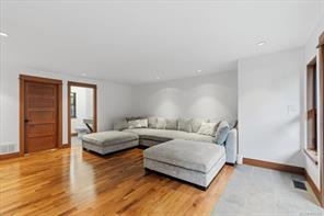 5249 Dewar Rd — listing photo 23 of 61
