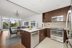 303 640 Michigan St, Victoria