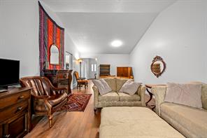 4-2030 Robb Ave — listing photo 20 of 24