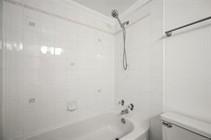 311-1045 Cumberland Rd — listing photo 17 of 26