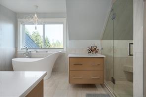 521 Fourneau Way — listing photo 31 of 61