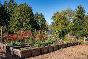 521 Fourneau Way — listing photo 50 of 61