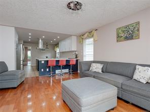 1395 Epsom Close — listing photo 17 of 34