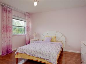 1395 Epsom Close — listing photo 23 of 34