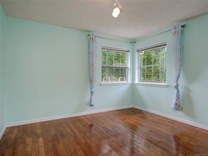 1395 Epsom Close — listing photo 26 of 34