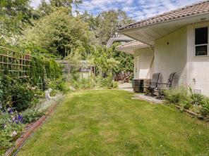 1395 Epsom Close — listing photo 30 of 34
