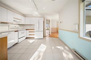 5185 Coach House Dr — listing photo 21 of 59