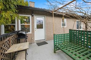 2614 Scott St — listing photo 22 of 46