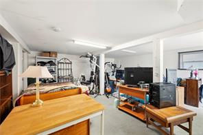 2614 Scott St — listing photo 33 of 46