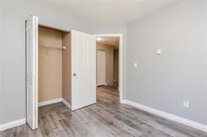 293 Applegreen Ave — listing photo 15 of 39