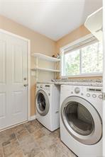 293 Applegreen Ave — listing photo 25 of 39
