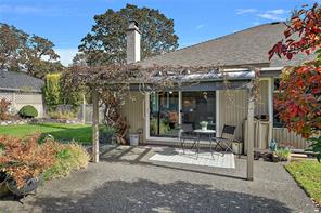 3998 Hopesmore Dr — listing photo 26 of 32