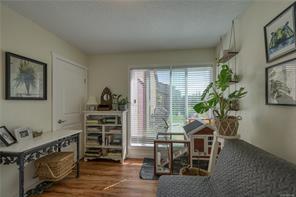 19-9130 Granville St — listing photo 14 of 23