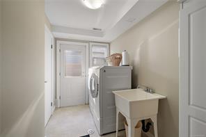 453 Monterey Ave — listing photo 35 of 39
