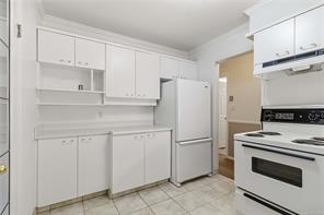 102-1270 Johnson St — listing photo 16 of 25
