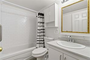 102-1270 Johnson St — listing photo 22 of 25