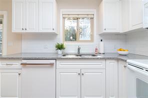 515 Elizabeth Ann Dr — listing photo 19 of 40
