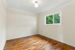 3904 Wilkinson Rd — listing photo 19 of 41