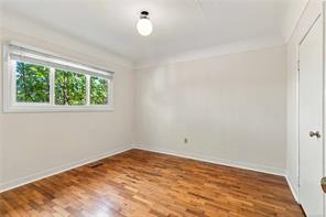 3904 Wilkinson Rd — listing photo 22 of 41