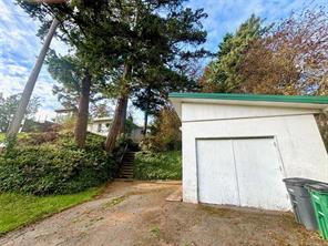 3904 Wilkinson Rd — listing photo 42 of 47