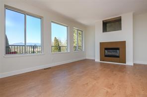 349 Durrand Pl — listing photo 16 of 44