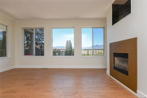 349 Durrand Pl — listing photo 18 of 44