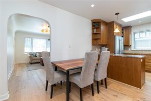 1232 Effingham St — listing photo 17 of 46