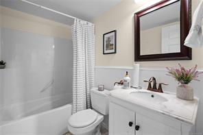 214-2520 Wark St — listing photo 25 of 45