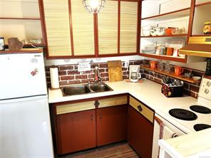 304-904 HILLSIDE Ave — listing photo 15 of 27
