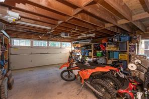1650 Yeo St — listing photo 35 of 53