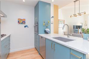 104-68 Songhees Rd — listing photo 16 of 49