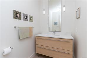 104-68 Songhees Rd — listing photo 28 of 49